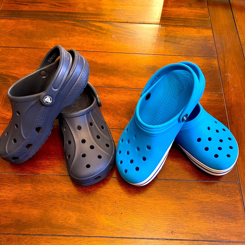 CROCS - 2 pair / Women's size 7 • Men's size 5